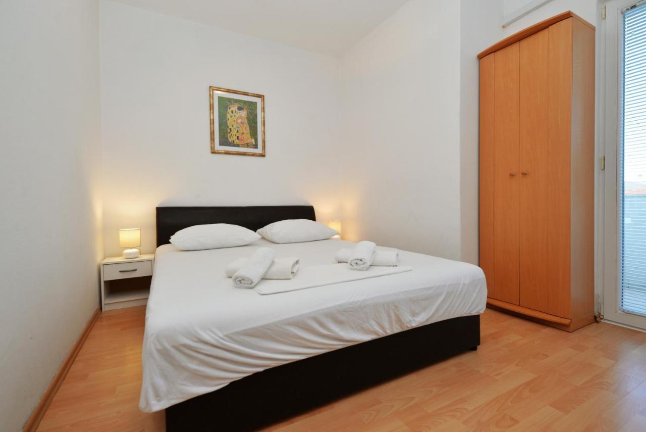 Apartmani Vedrana, Murter Exterior foto